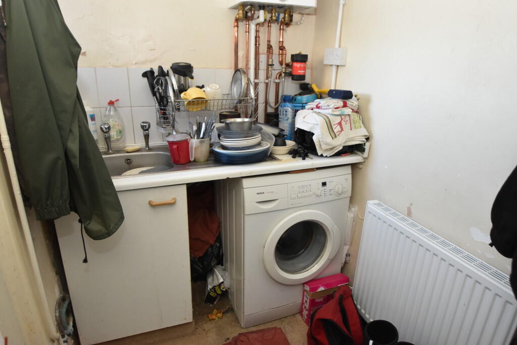 Flat 21 Kitchen/U...