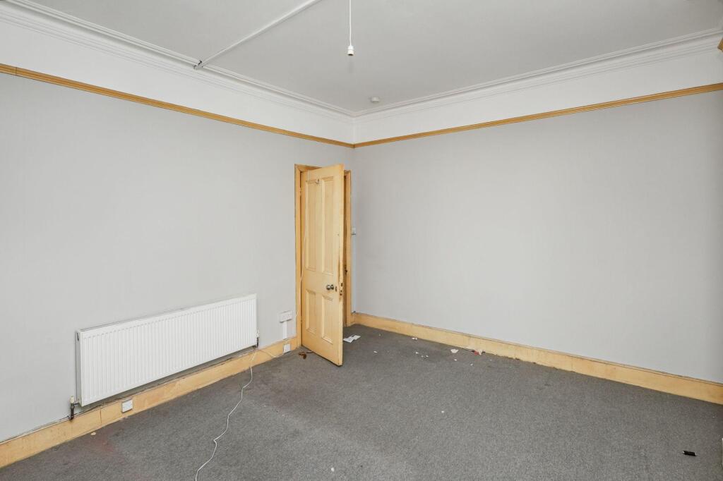 60 Delaware Mansions, Delaware Road, Maida Vale, London, W9 2LJ