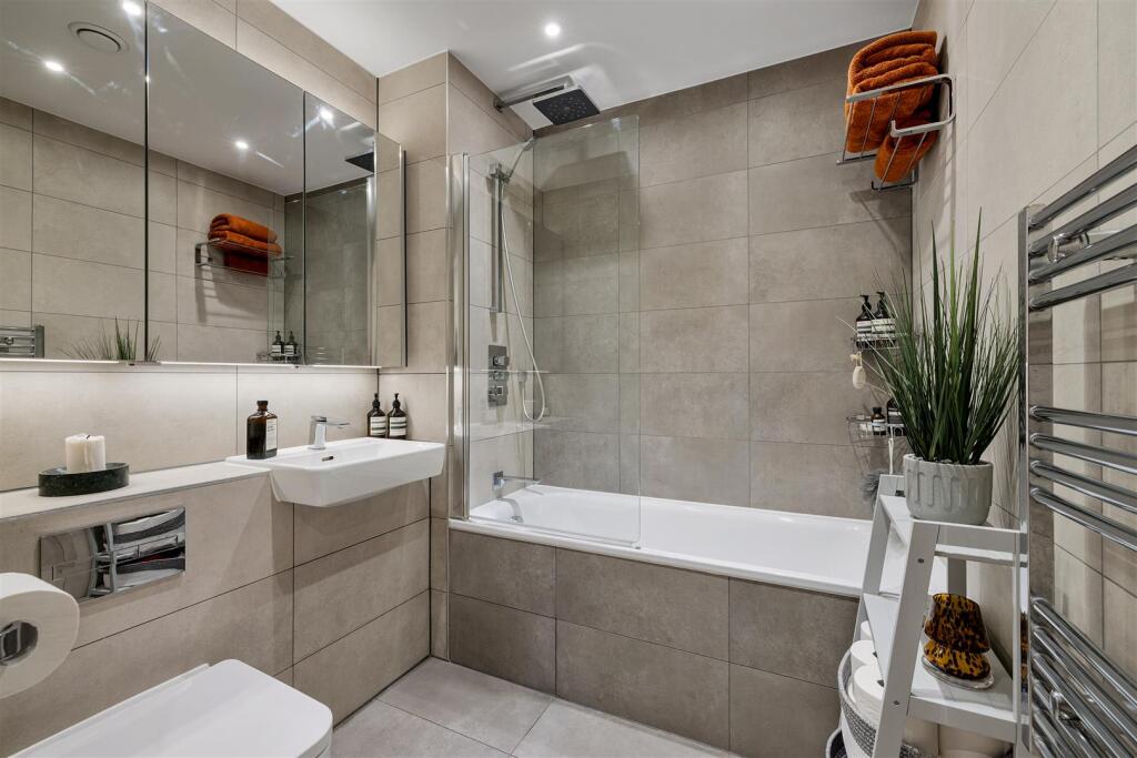 Lorimer House, 9 Navigators Walk, E3