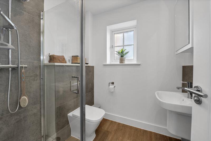 Ensuite