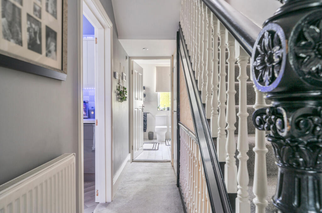 1300143-9-683edf5...