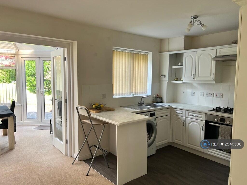 Kitchen/Dining