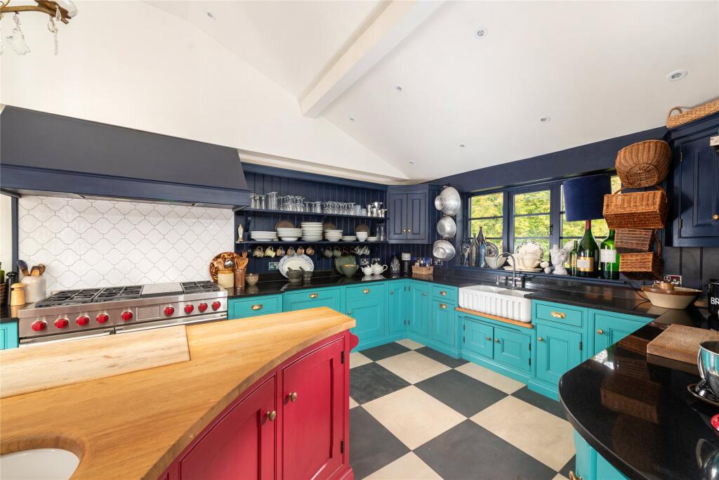 Kitchen/Breakfast Rm