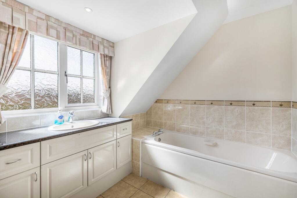 18 Mulberry Way (Spalding)-33