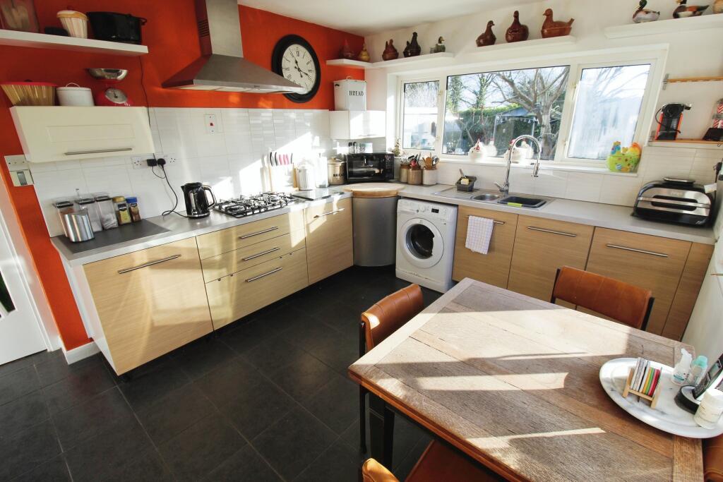 Kitchen diner