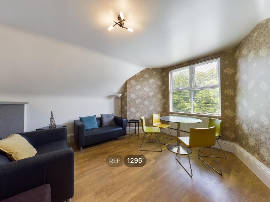 Kitchen / Living area