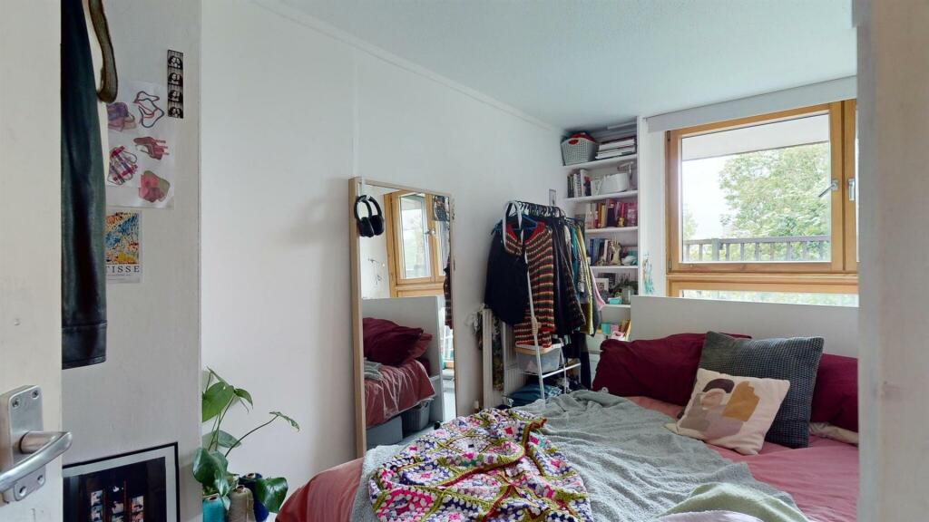 23BWbedroom8.jpg