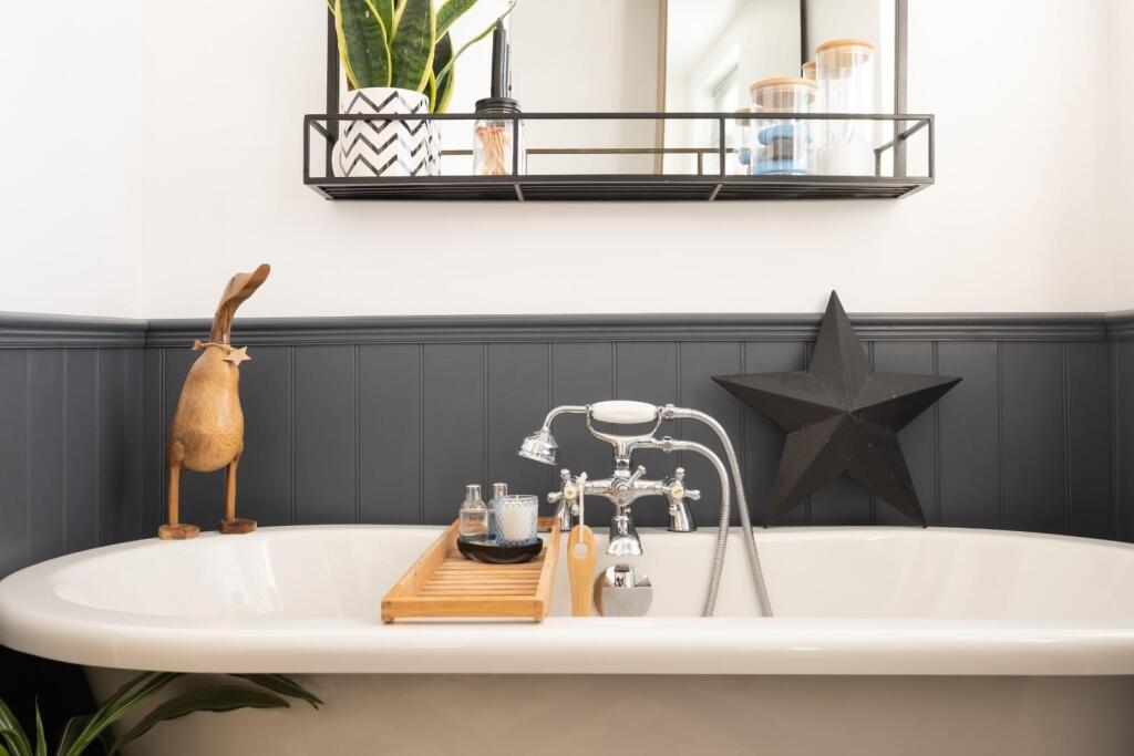 61 Holmes Hill Road, BS5--19.jpg