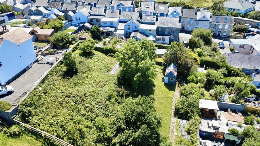 dji_fly_20250711_141856_363_1752573996165_photo_op