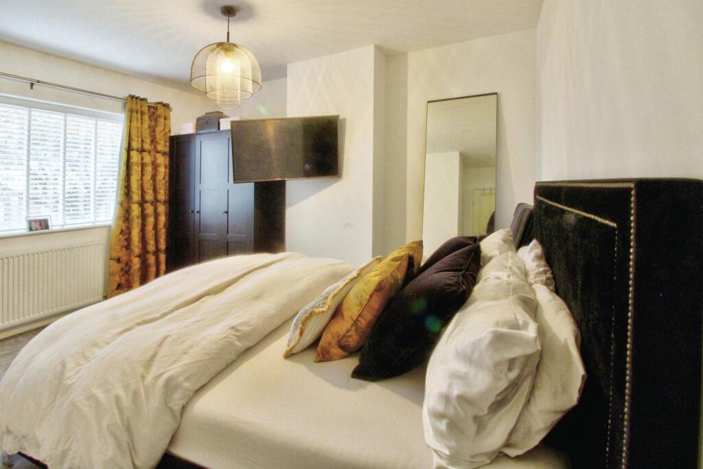 8701d712-IMG_8102_3_4