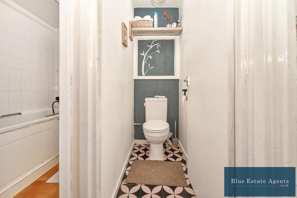 Separate WC