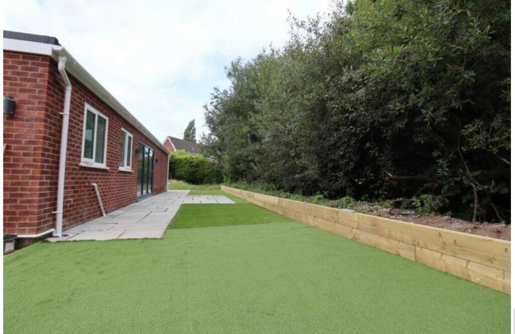 ef3de03b-b57f-474a-b