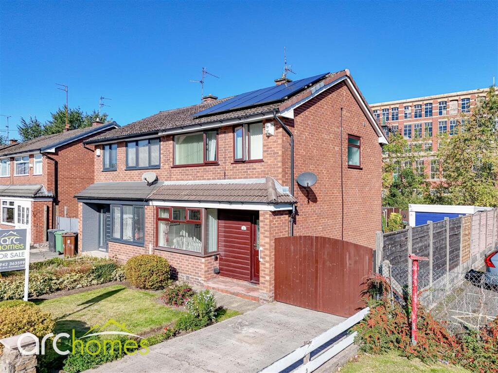 dji_fly_20250925_110616_0014_1758796490649_photo.j