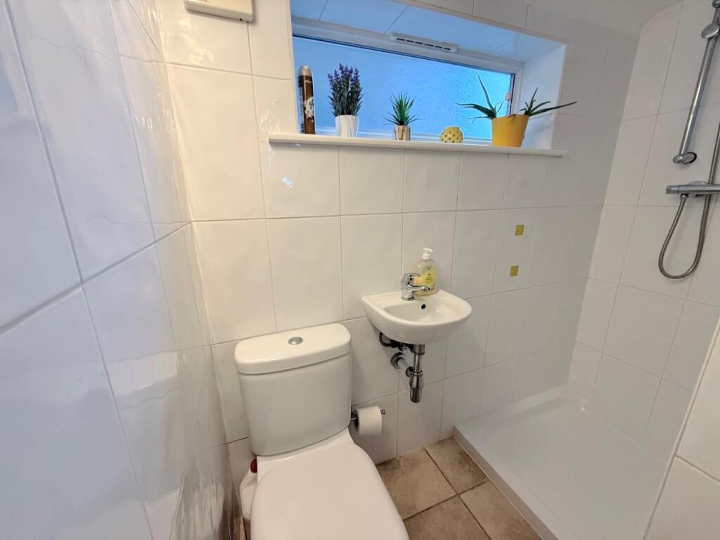 586E2417-744C-4F91-8287-AA093063ADBB 2