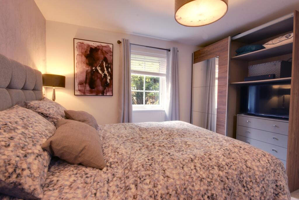 A Bed 1 B
