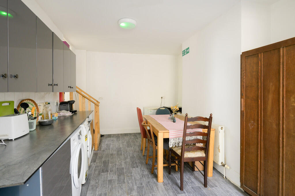 2 Newbridge Road-...