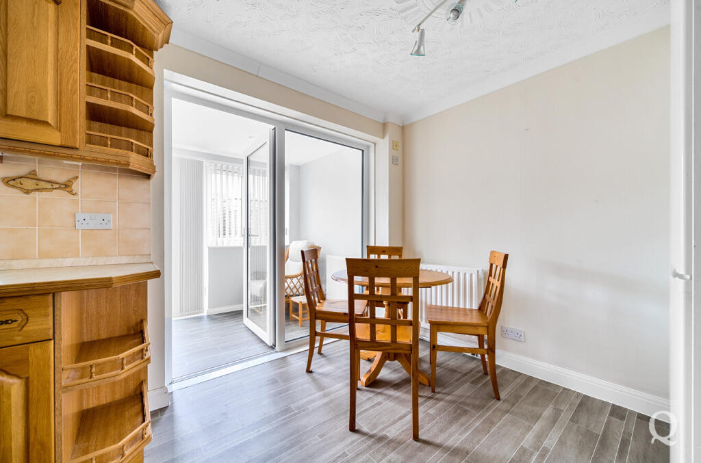 7b794f84-44a6-431...