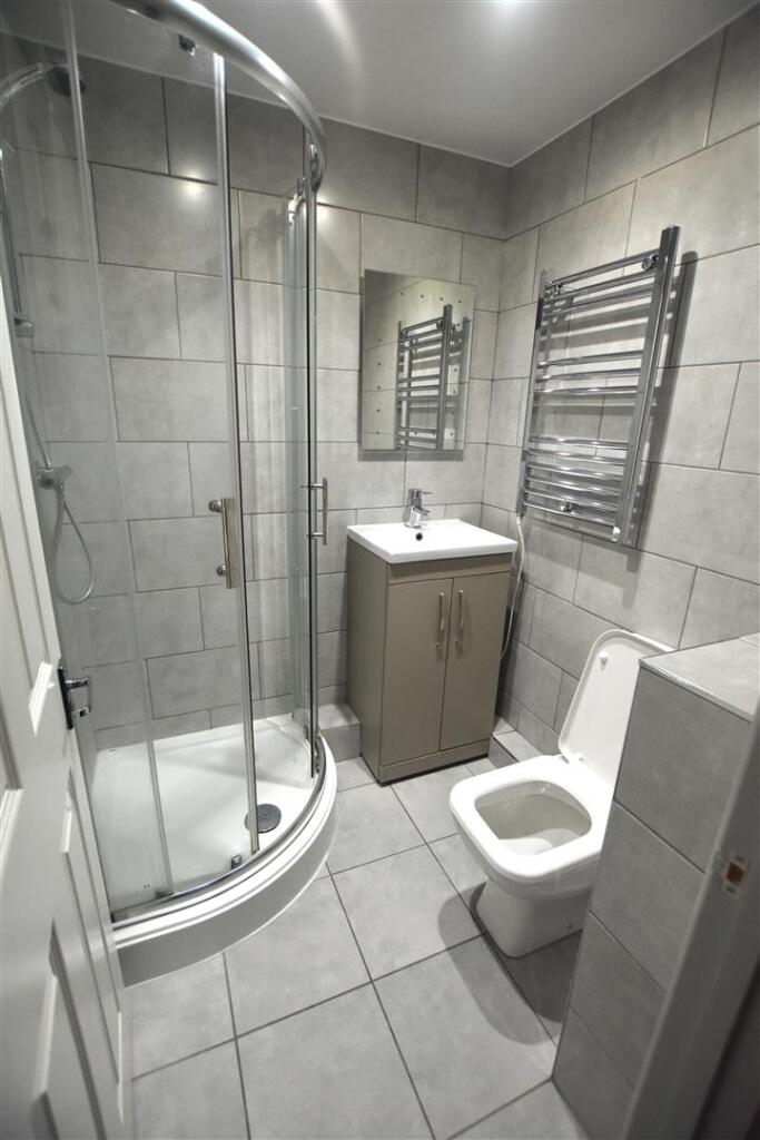 Shower Room.JPG