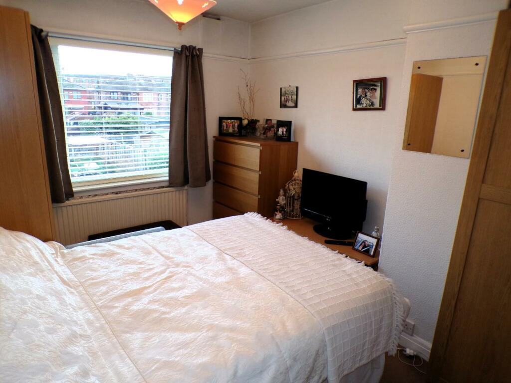 NormanSt35bed2.JPG