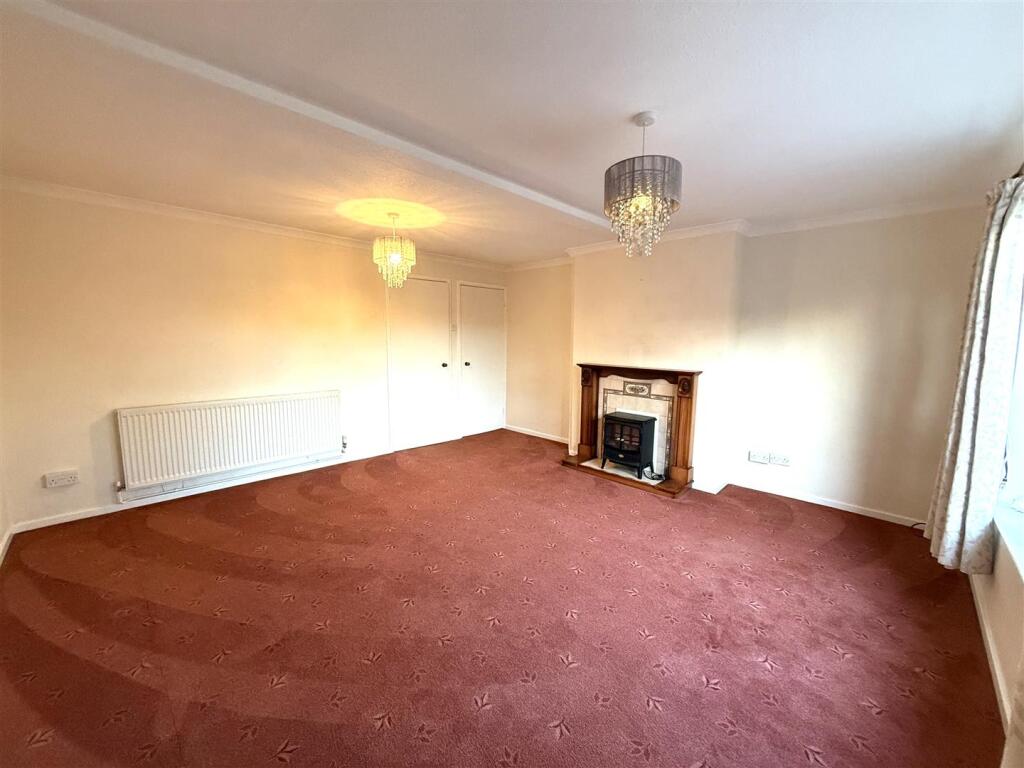 31 CHAD LOUNGE 2.jpeg