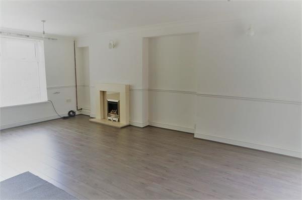 Reception room 2.jpg