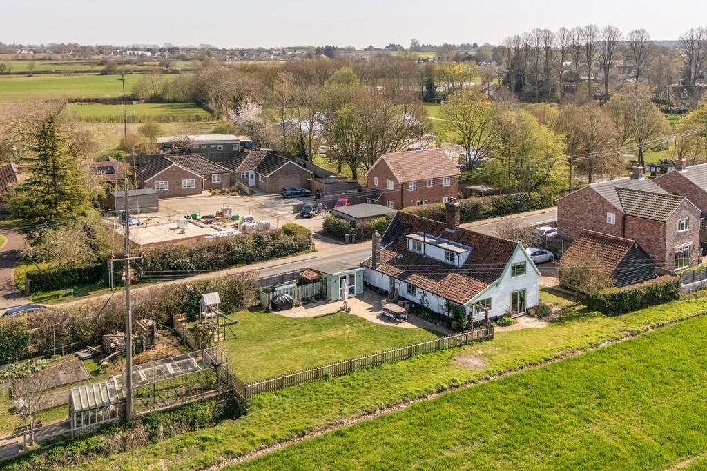 1440px-Halfboys-5...