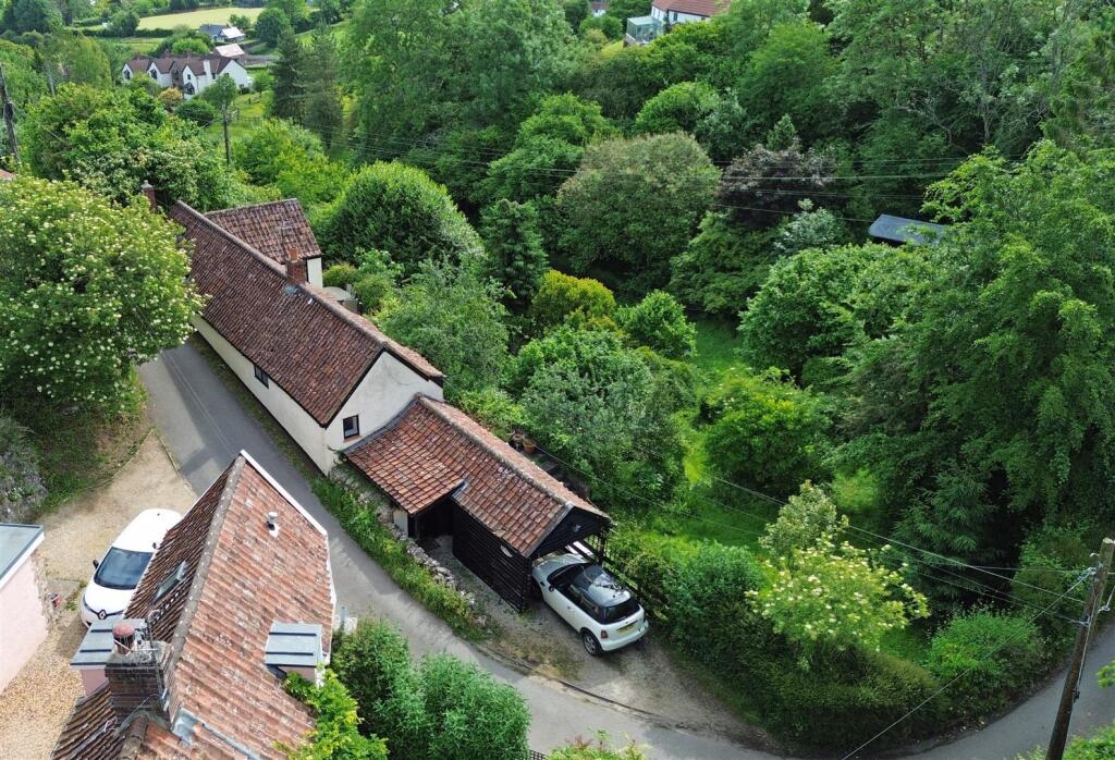 12 - Detached House for Auction, Blagdon.JPG