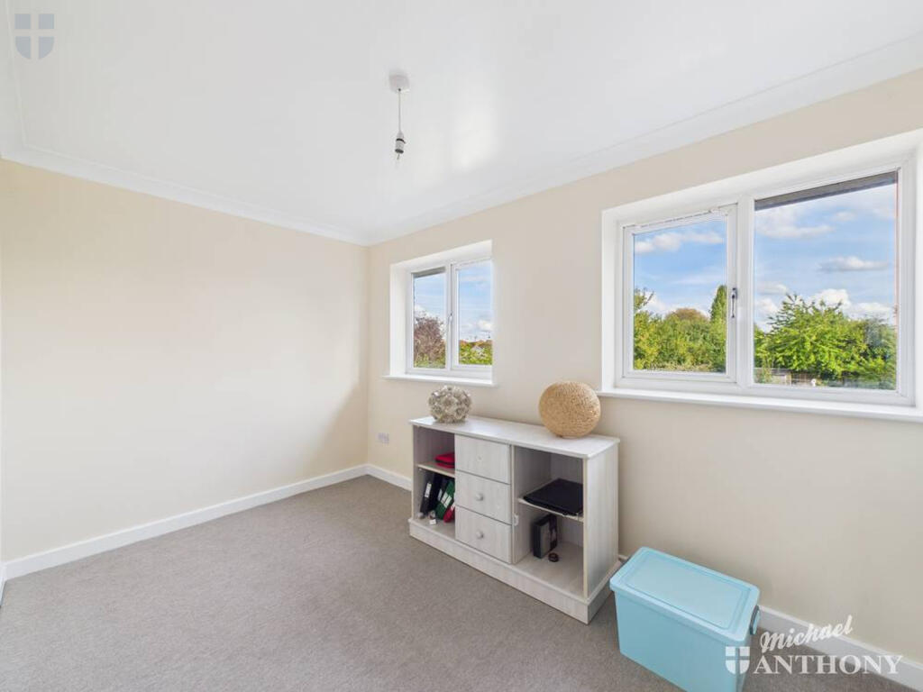 CAM03218G0-PR0763-STILL001-thumbnail-h750-70