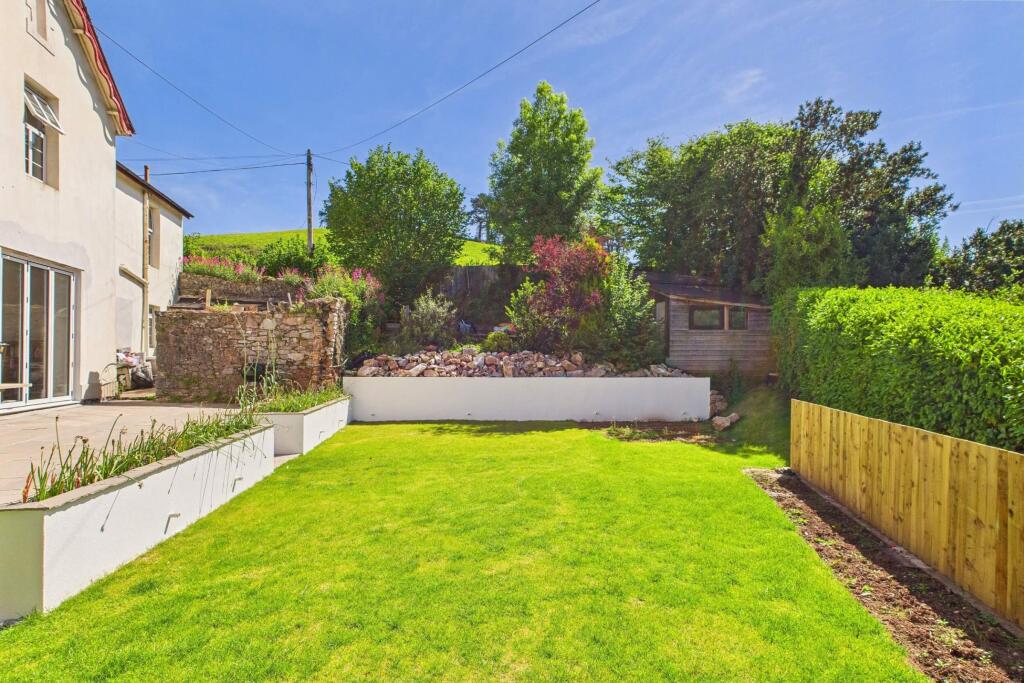 Main residence garden