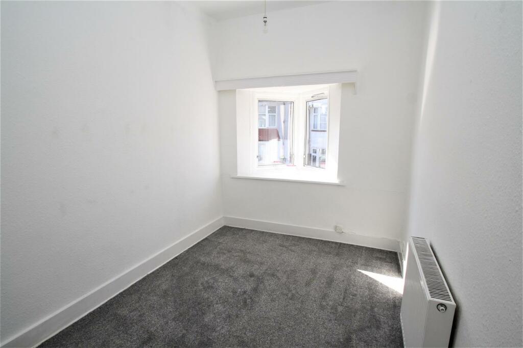 Bedroom2.JPG