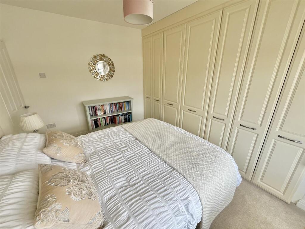 Bedroom 2 Aspect 3.jpg