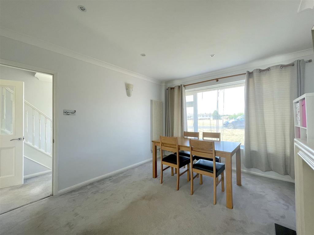 Dining Room (2).jpeg