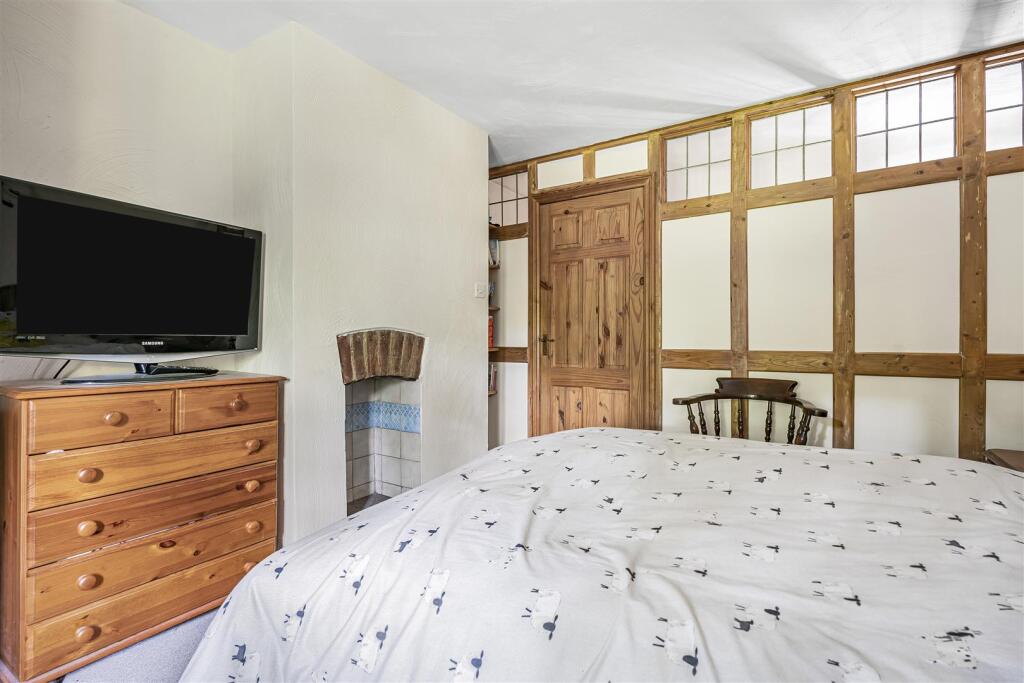 Vale Cottage, 4 Butchers Lane, Pattishall (39).JPG