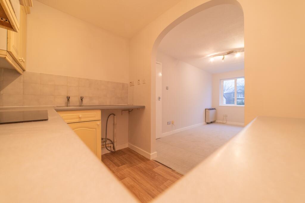 Call 02920 454555 to secure your viewing_4