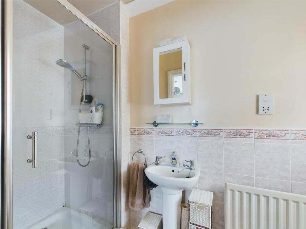 En-suite Shower room
