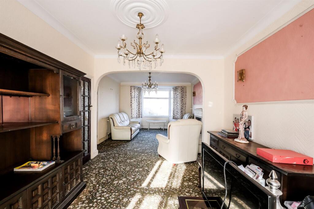 Old Church Road-21_web.jpg