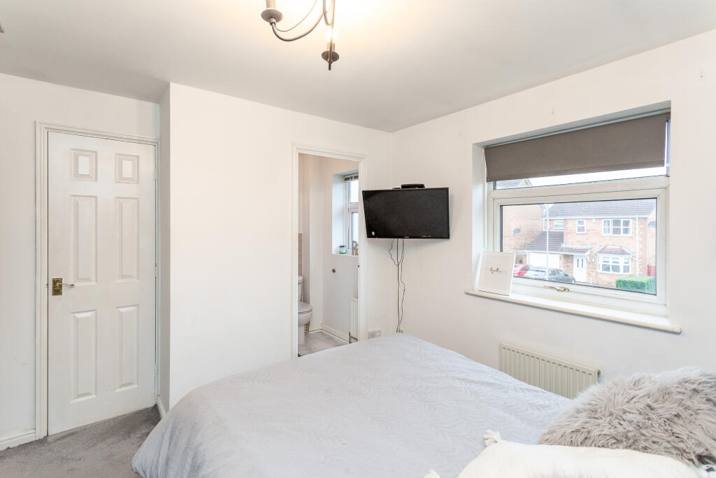 bedroom 1c