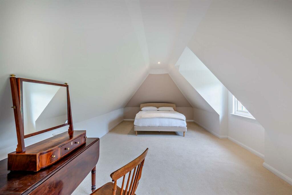 8559725-interior01-800.jpg