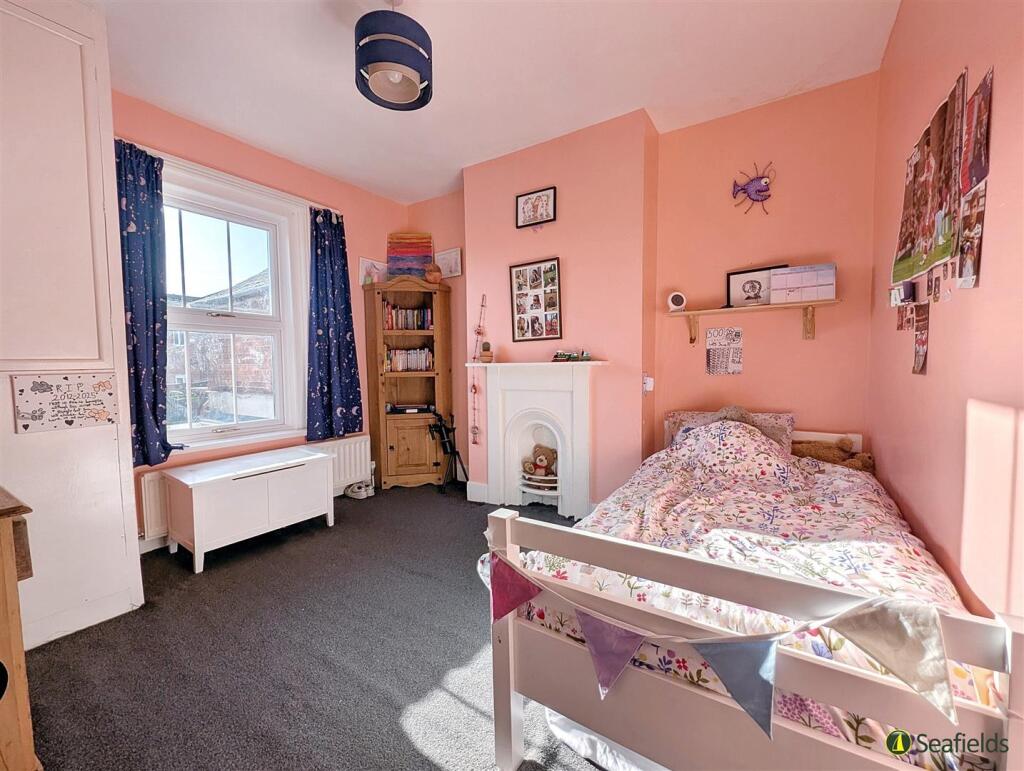 1 of 4 Bedrooms