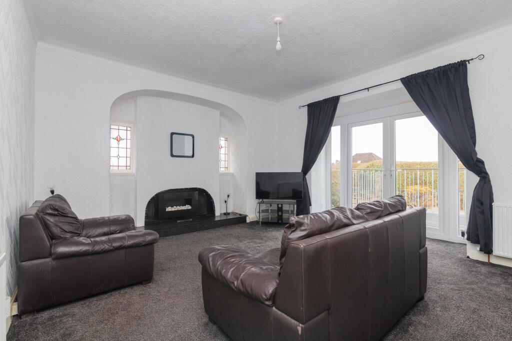 177 Invergyle Drive, Cardonald Glasgow G52 2BS 3L-