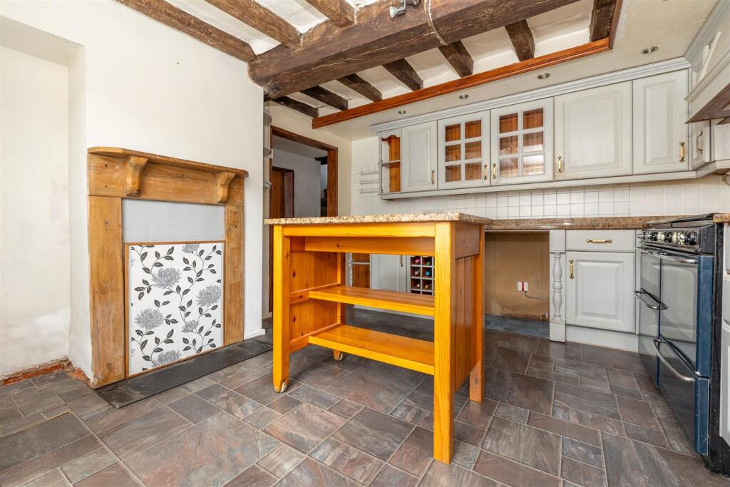 LE12 5DF 1MS-014.jpg