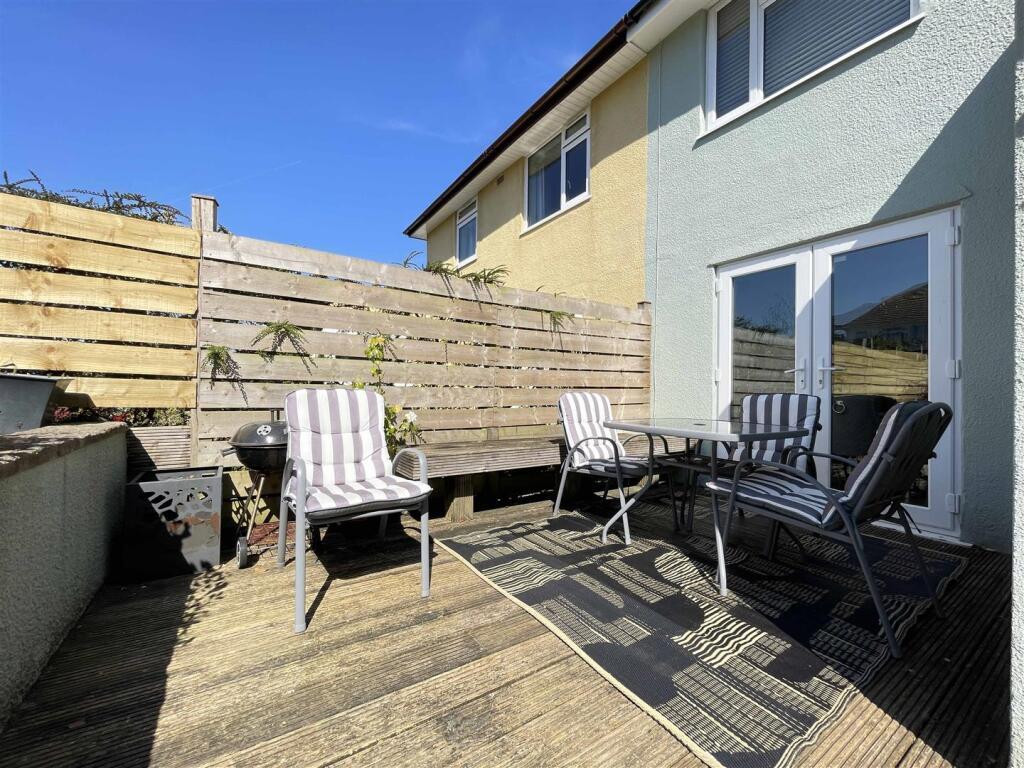 Great Berry Road 52 - Patio.jpg