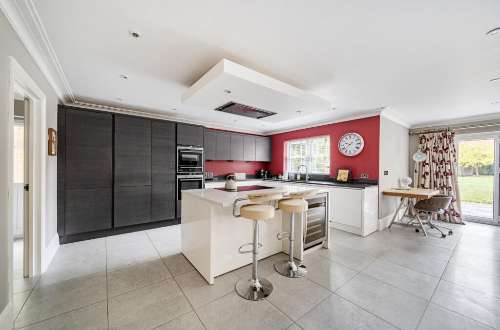 1365747-13-68ecc0...