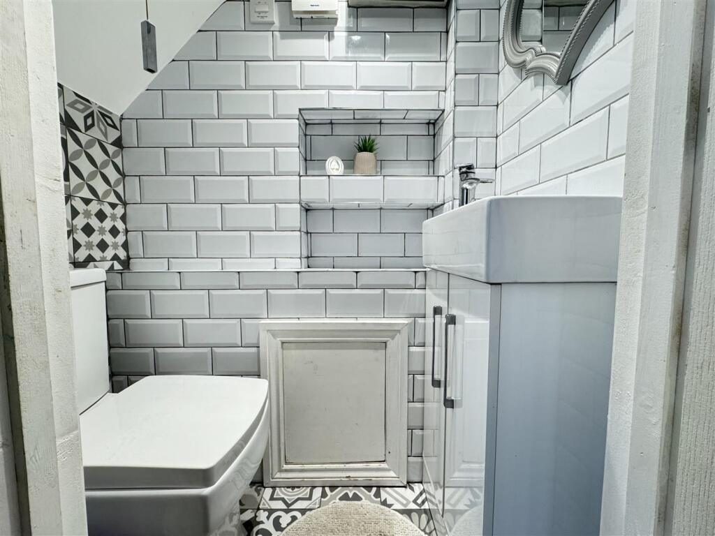 IMG_9816 (Large).JPG