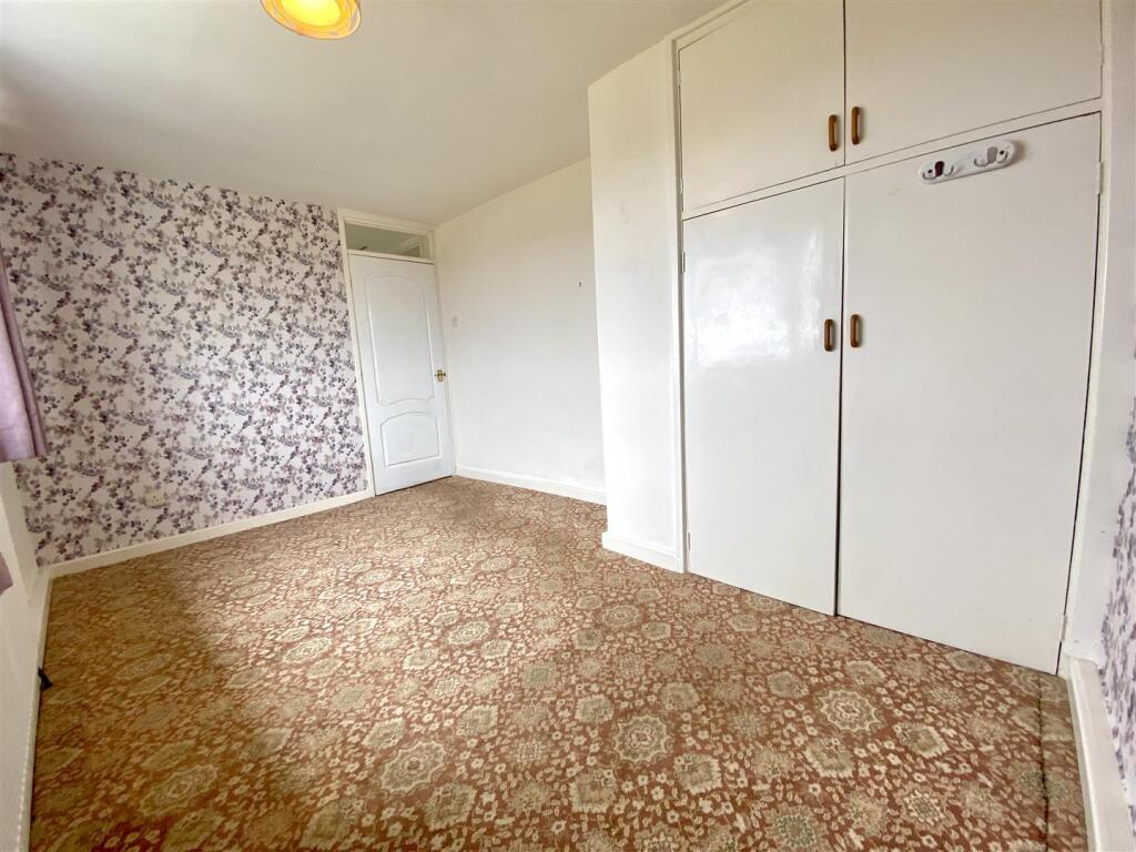 Bramleys Estate Agents - Foxroyd Lane - Dewsbury (