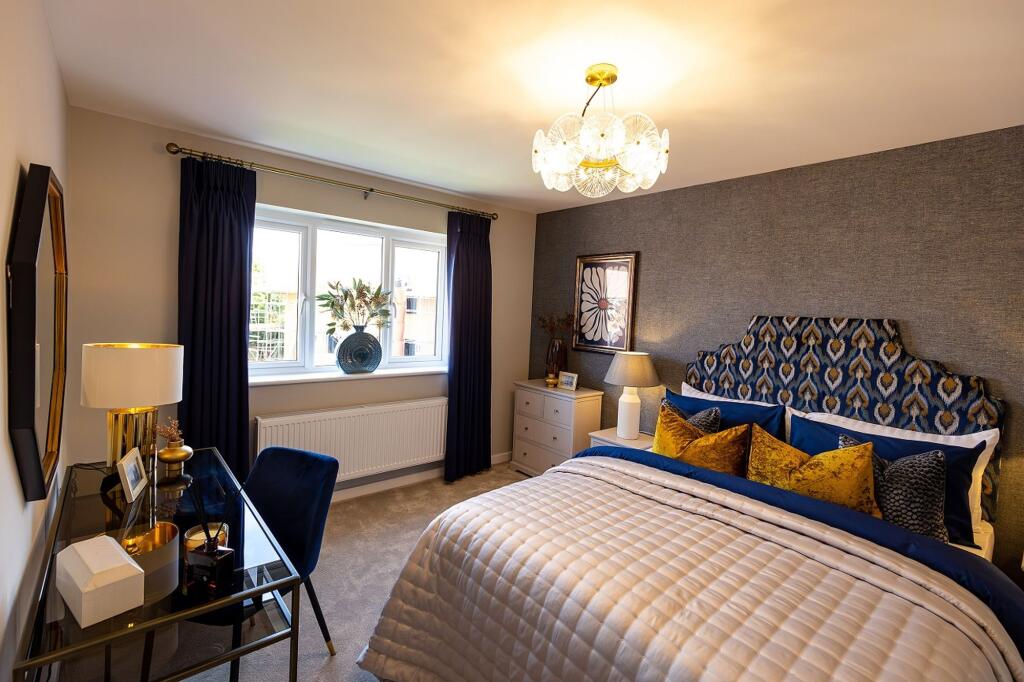 Principal bedroom