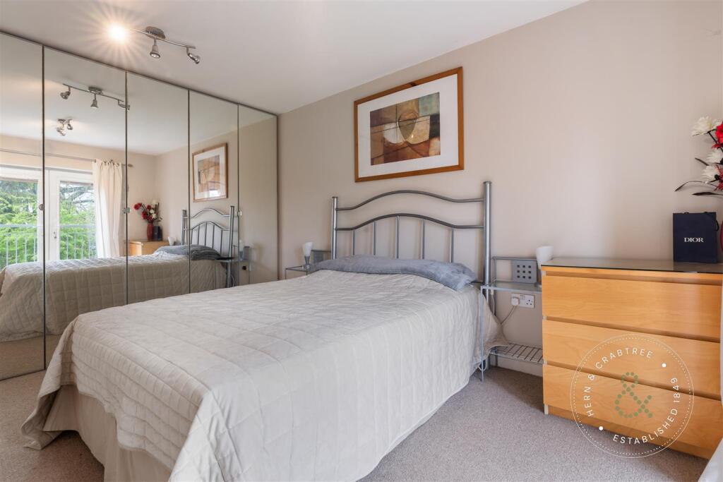 Allen Close, Hern and Crabtree (29).jpg