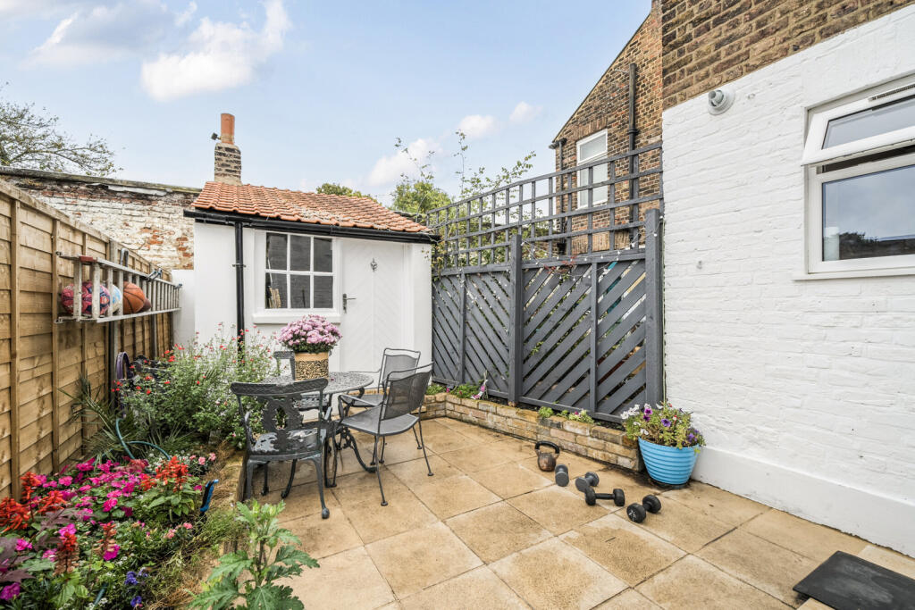 1355178-3-68ca8e8...