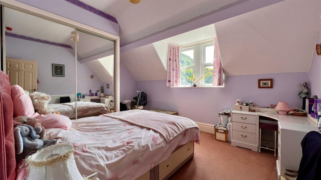 BED 1