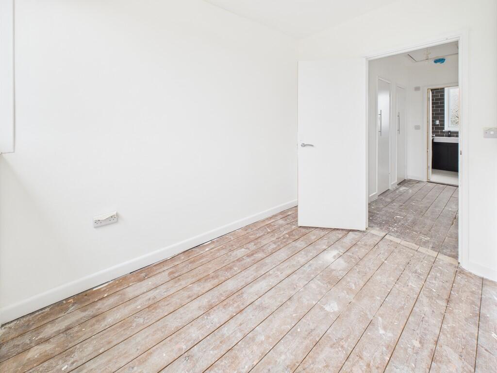 CAM05068G0-PR0044...